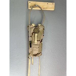 Skilcraft Hydramax Max Hydration‎ Digital Camo Bladder Included Camel Backpack